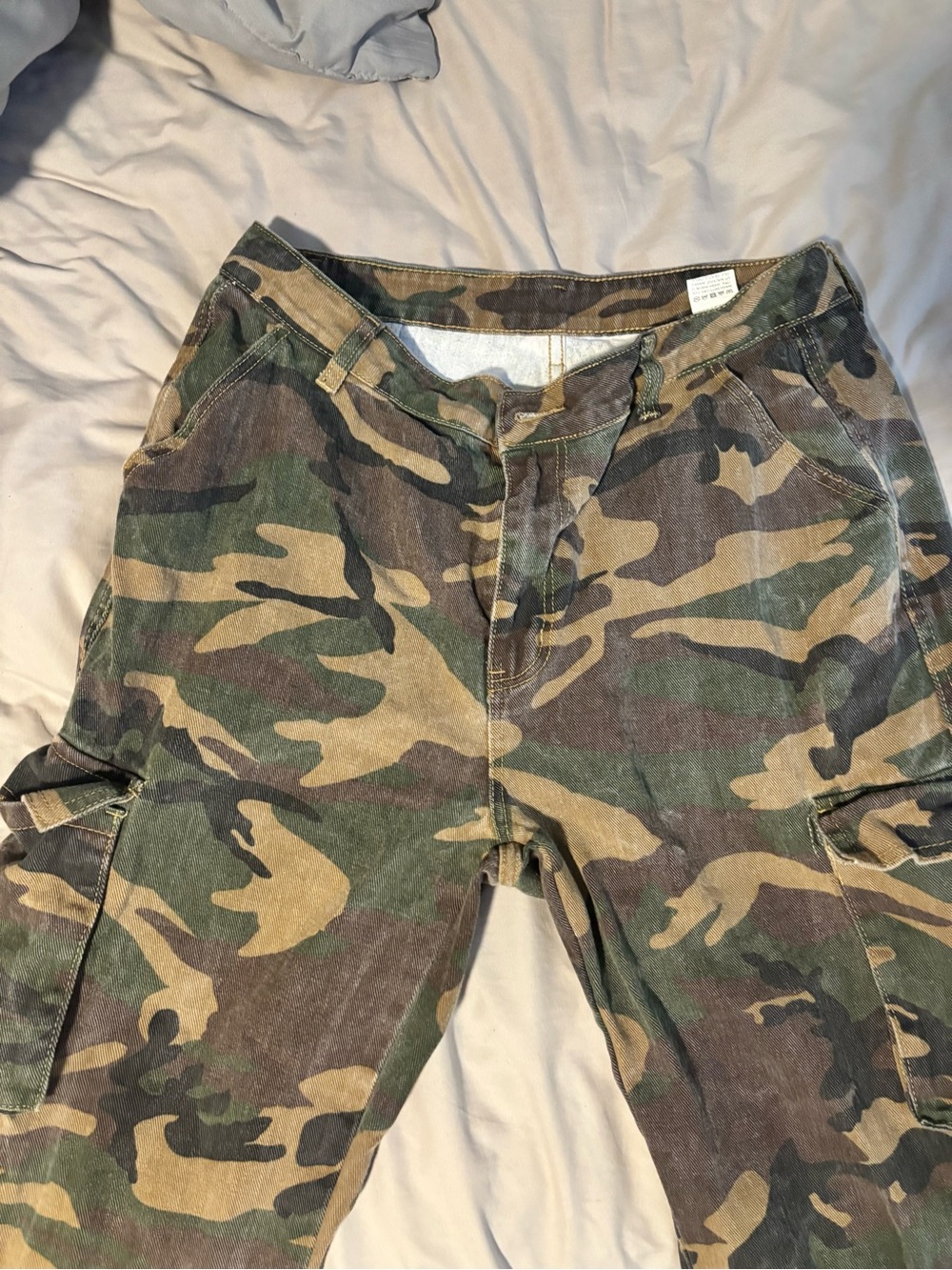 Women’s Camo Cargo Pants - Green/Brown